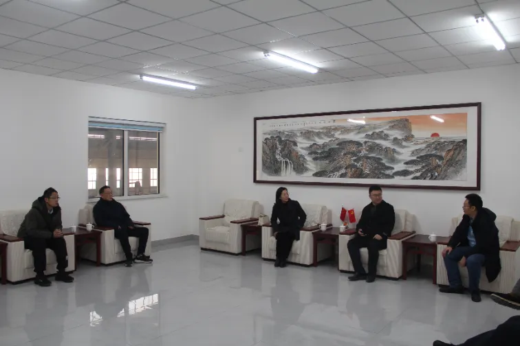 Zoo siab txais tos ib tug Delegation los ntawm Shandong University of Architecture mus xyuas tsob nroj thiab Tshawb xyuas kev sib koom tes